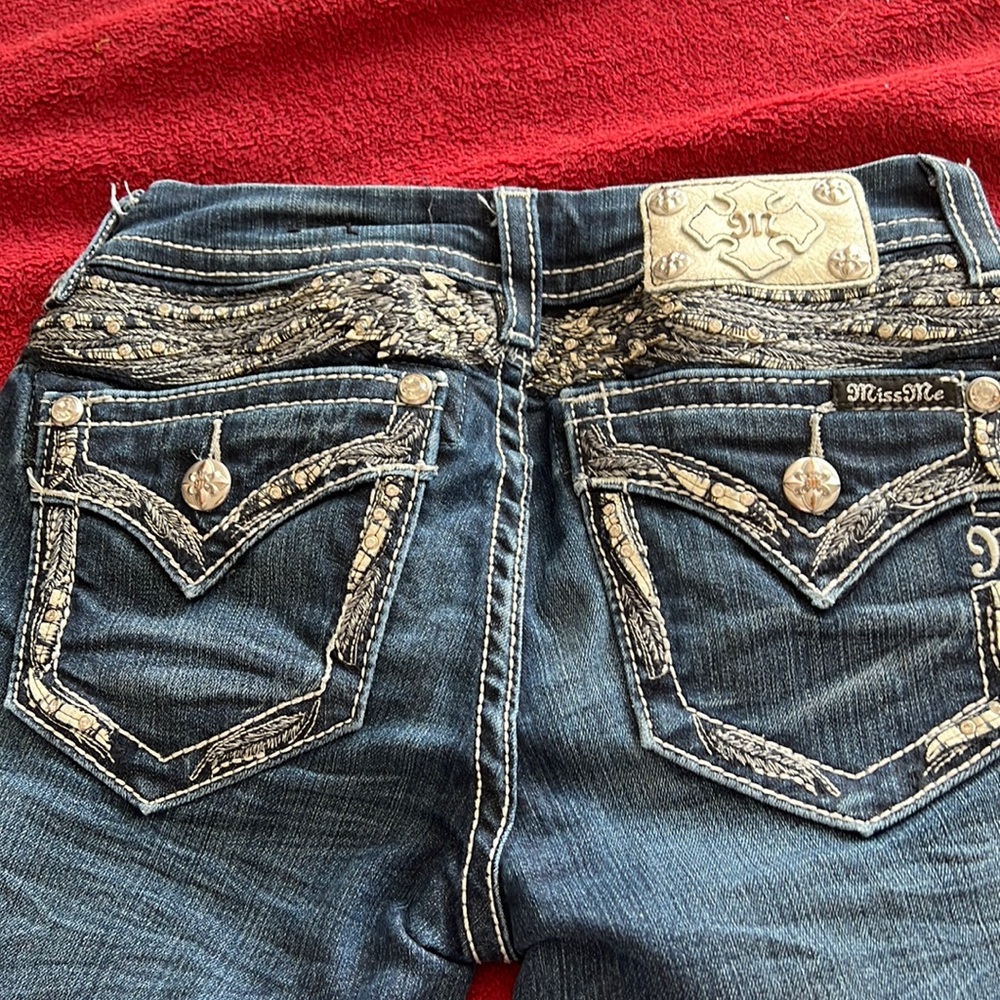 Miss me straight leg jeans. Great condition